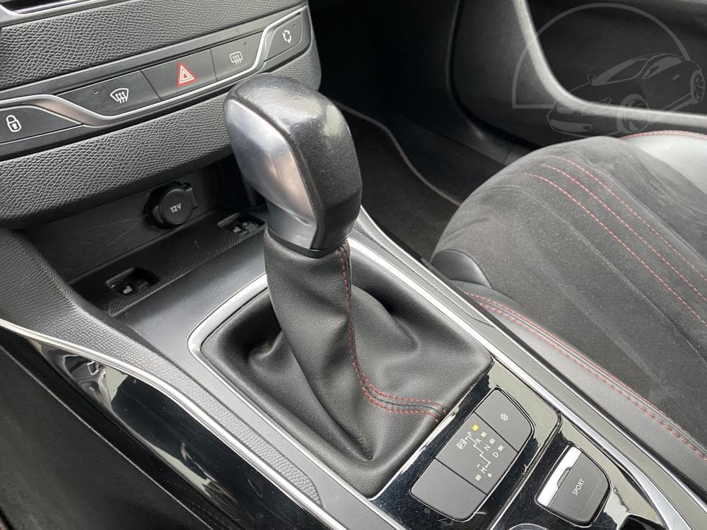 2016 Peugeot 308 - 15