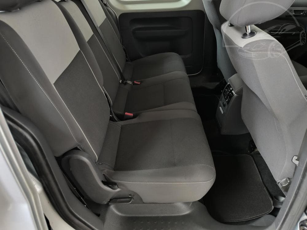 2011 Volkswagen CADDY - 11