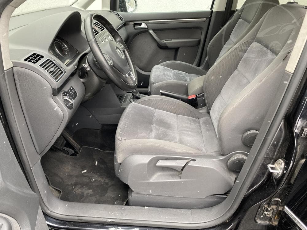 2014 Volkswagen Touran - 9