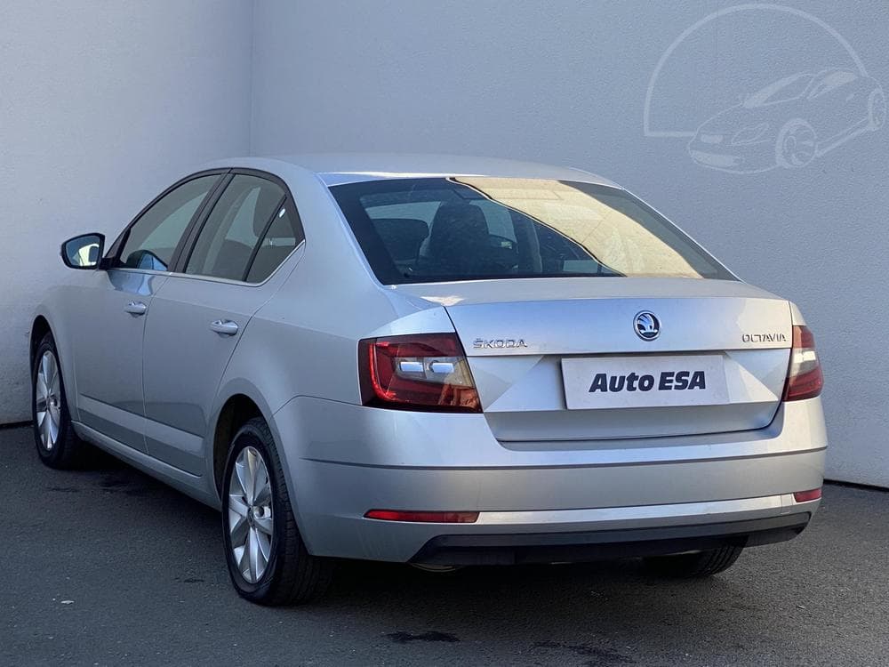 2017 Škoda OCTAVIA - 11