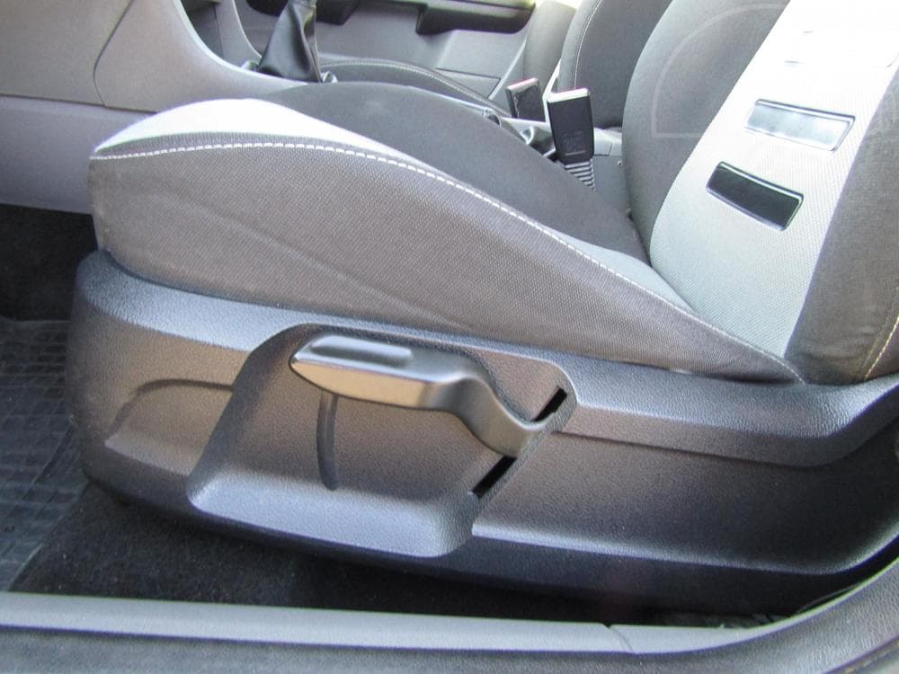 2010 Ford FOCUS - 11
