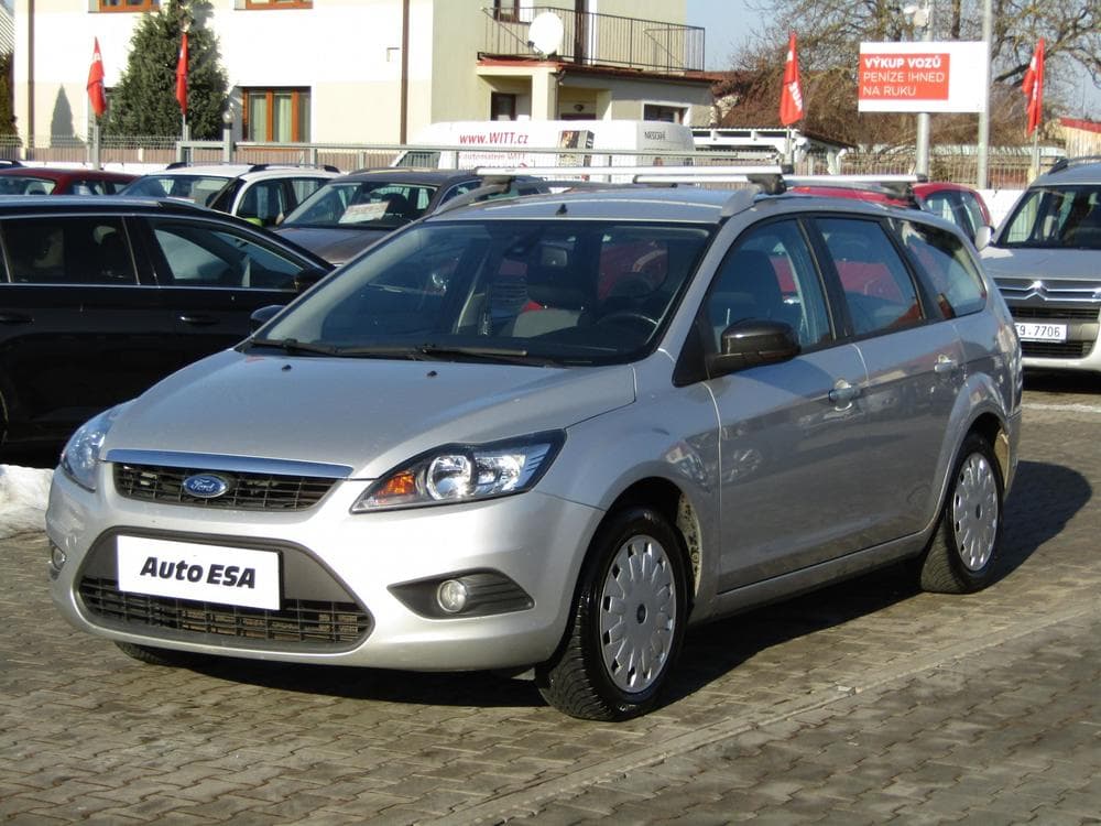 2010 Ford FOCUS - 3