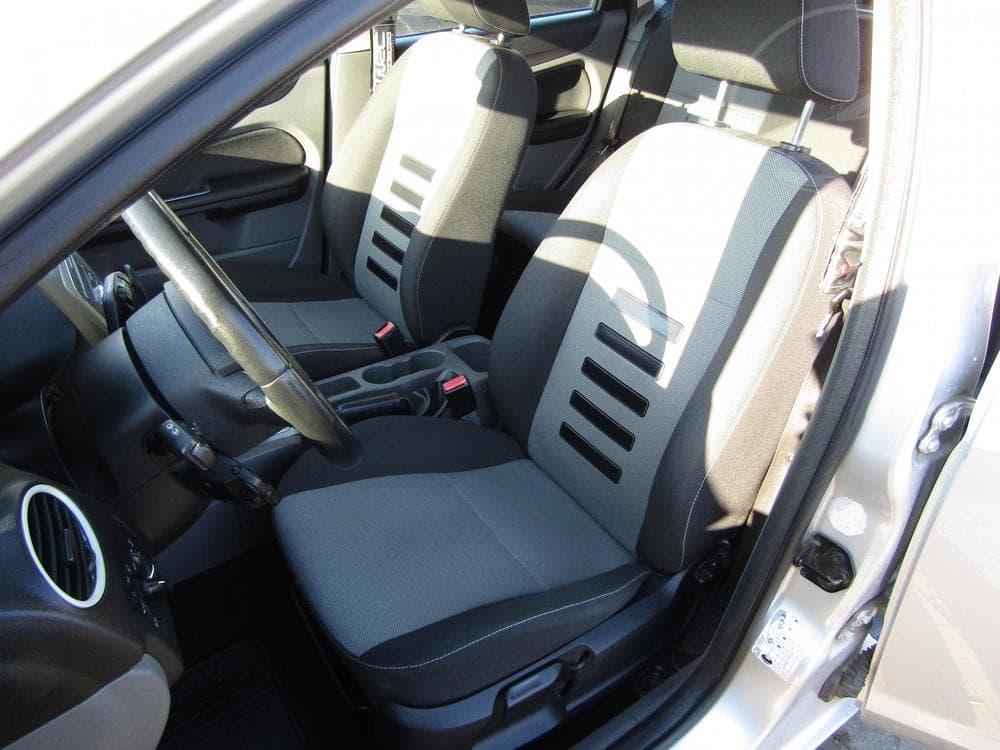 2010 Ford FOCUS - 9