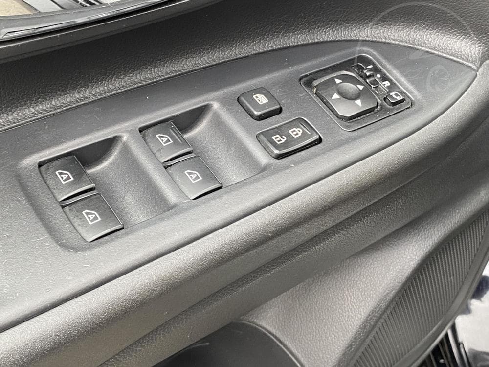 2019 Mitsubishi Outlander - 11