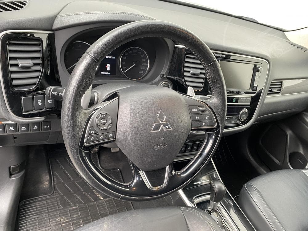 2019 Mitsubishi Outlander - 13