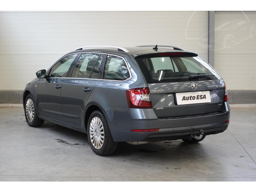 2017 Škoda OCTAVIA - 11