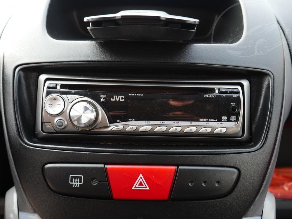 2009 Peugeot 107 - 12