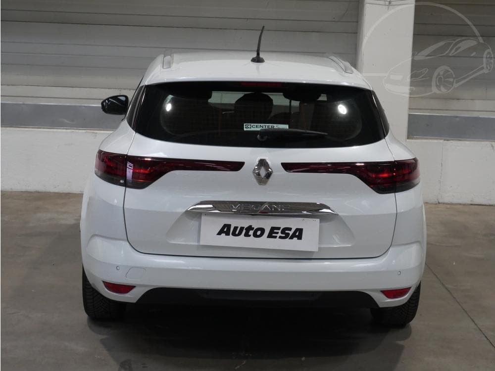 2022 Renault MEGANE - 5