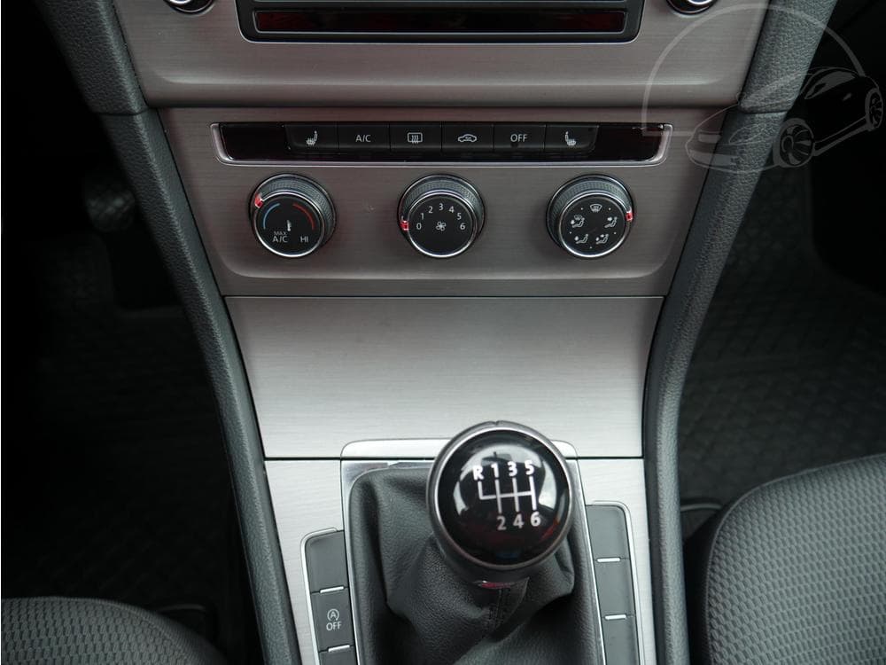 2014 Volkswagen GOLF - 15