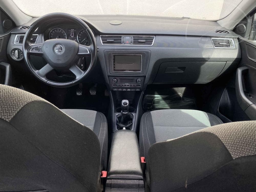 2013 Škoda RAPID - 8