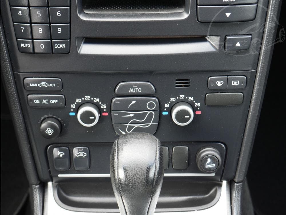 2008 Volvo XC90 - 12
