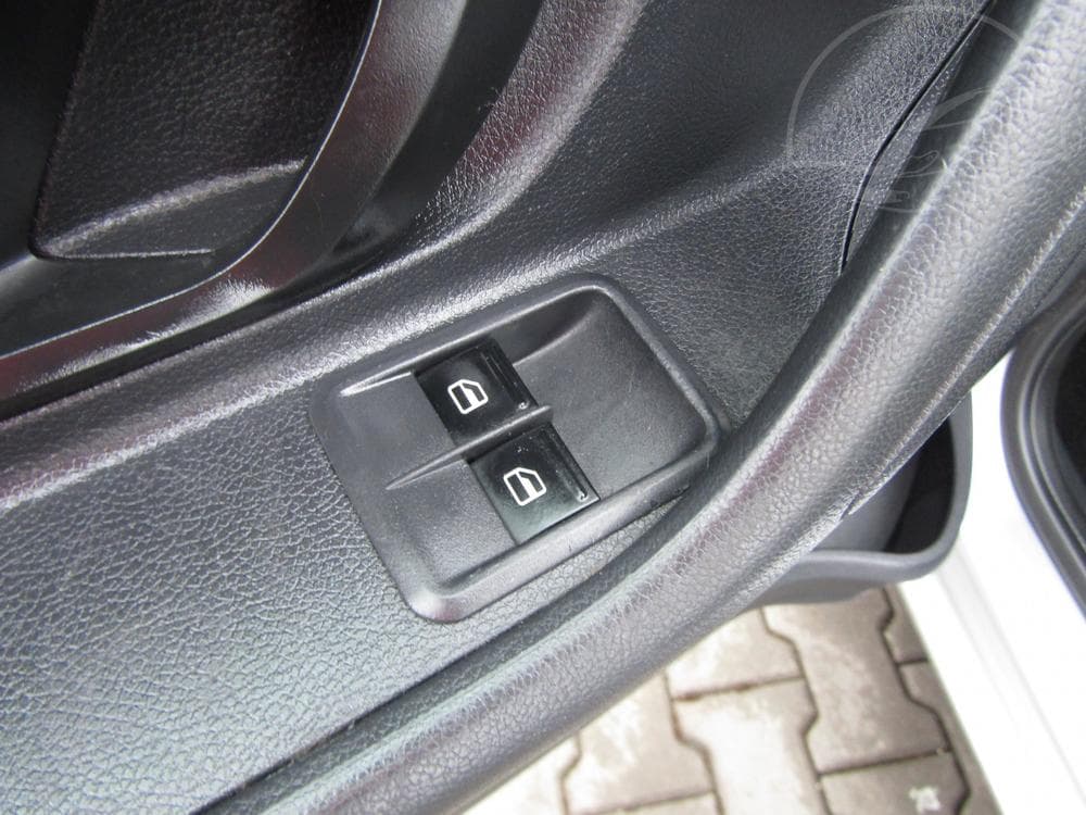 2012 Škoda FABIA - 12