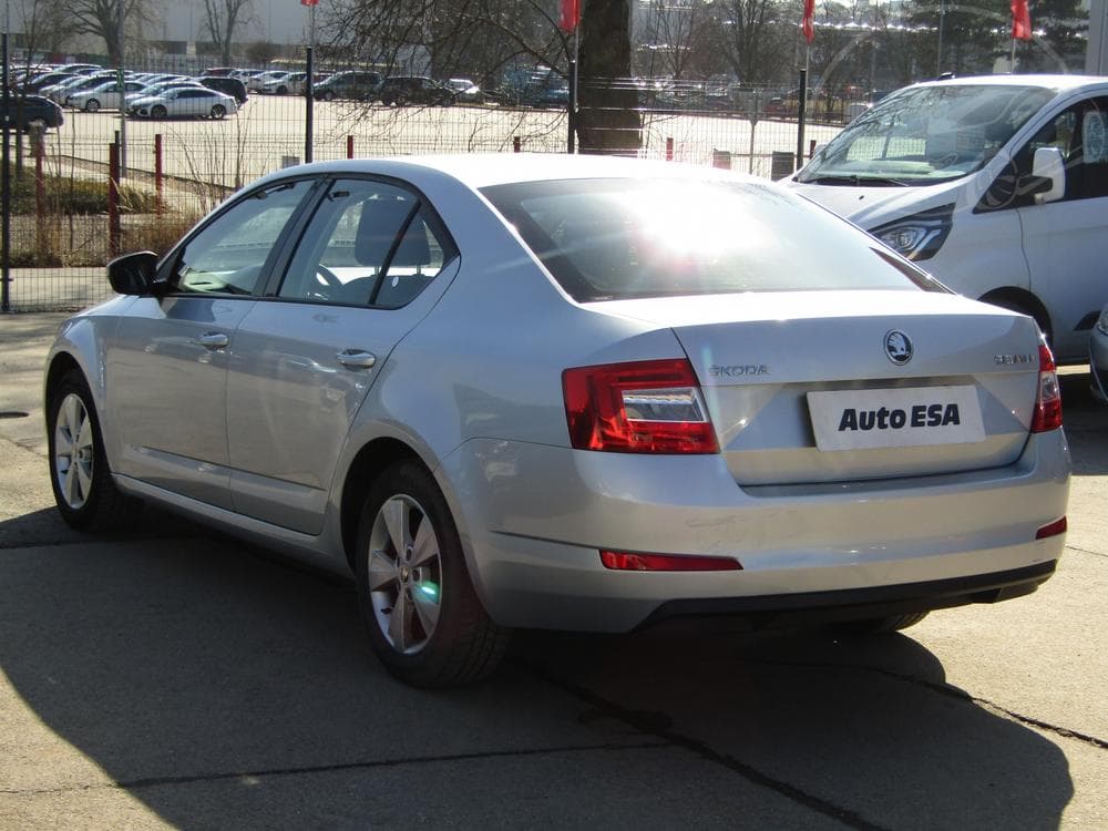 2015 Škoda OCTAVIA - 21