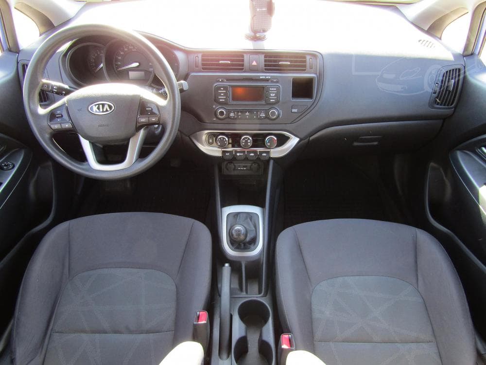 2012 Kia RIO - 8