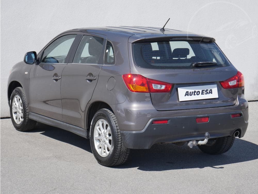2012 Mitsubishi ASX - 11