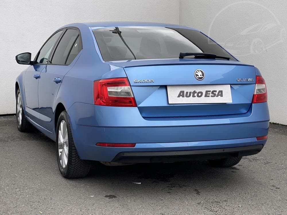 2018 Škoda OCTAVIA - 11