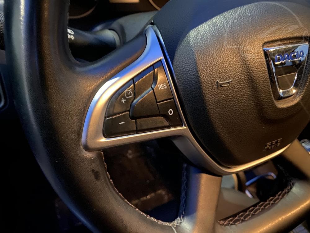 2020 Dacia DUSTER - 23