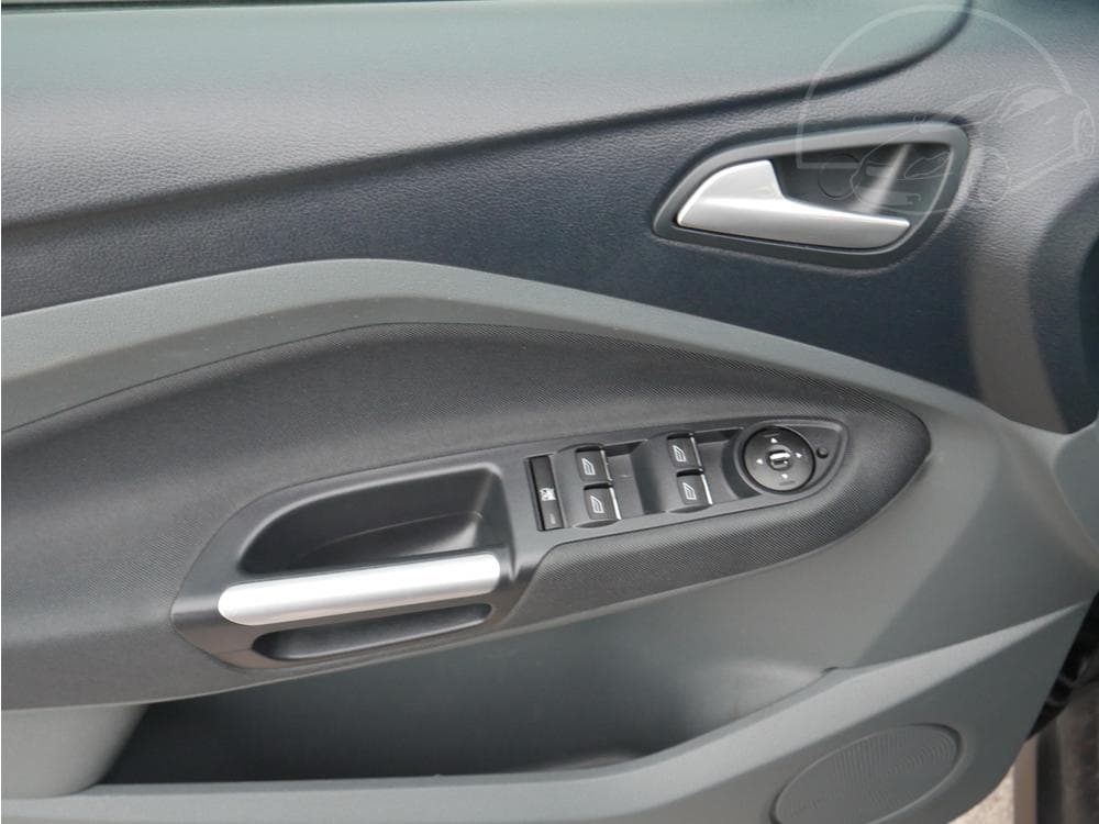 2012 Ford C-MAX - 31
