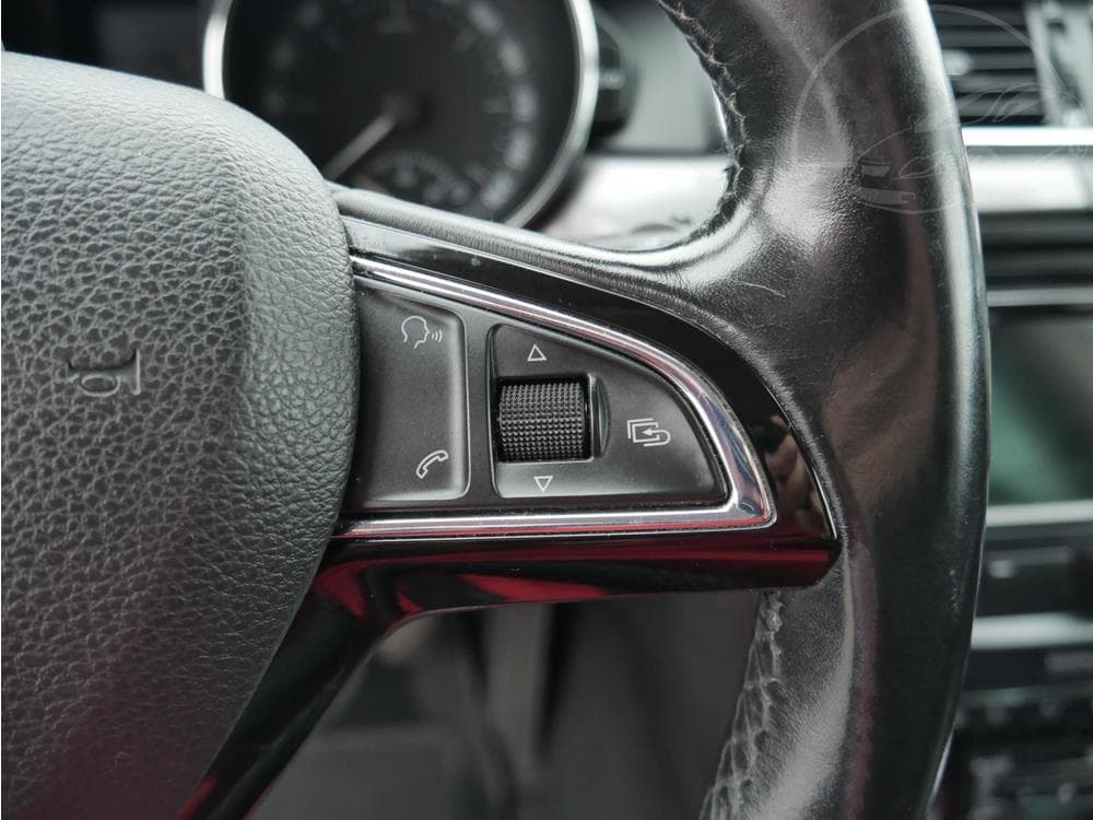 2013 Škoda SUPERB - 37