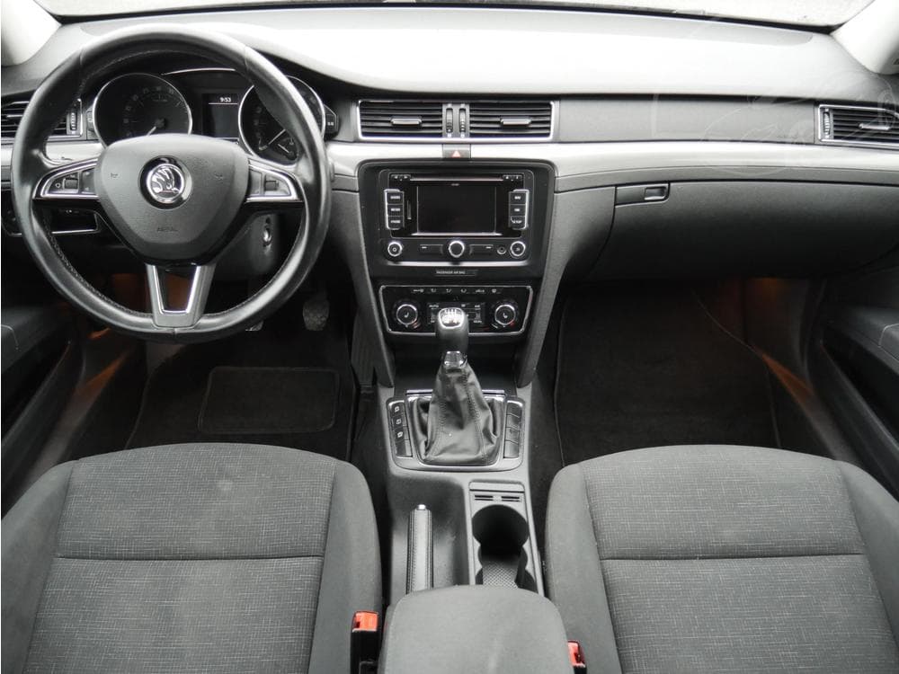 2013 Škoda SUPERB - 15