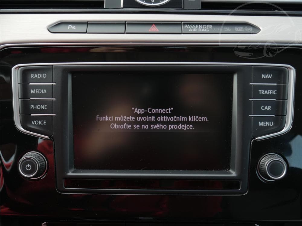 2016 Volkswagen PASSAT - 58