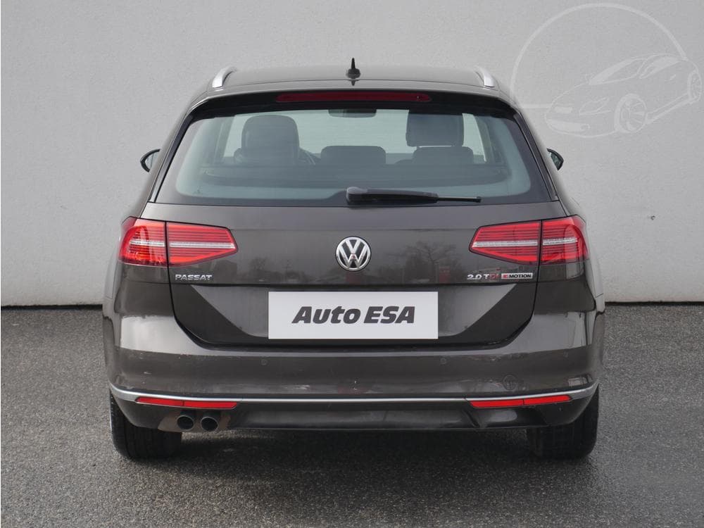 2016 Volkswagen PASSAT - 13