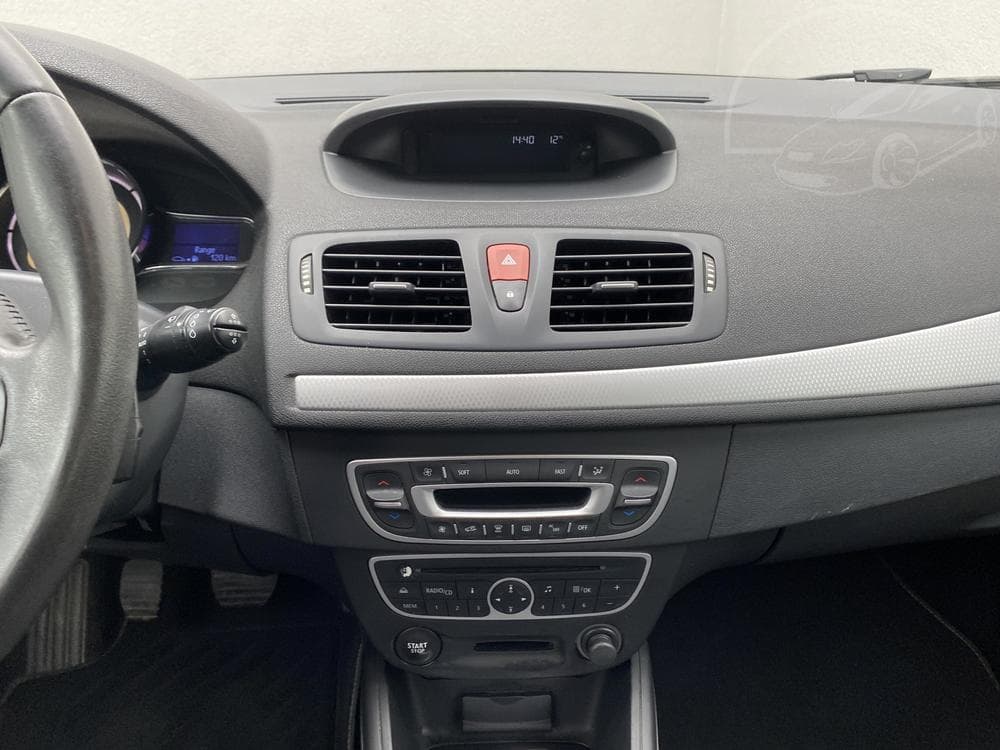 2010 Renault MEGANE - 12