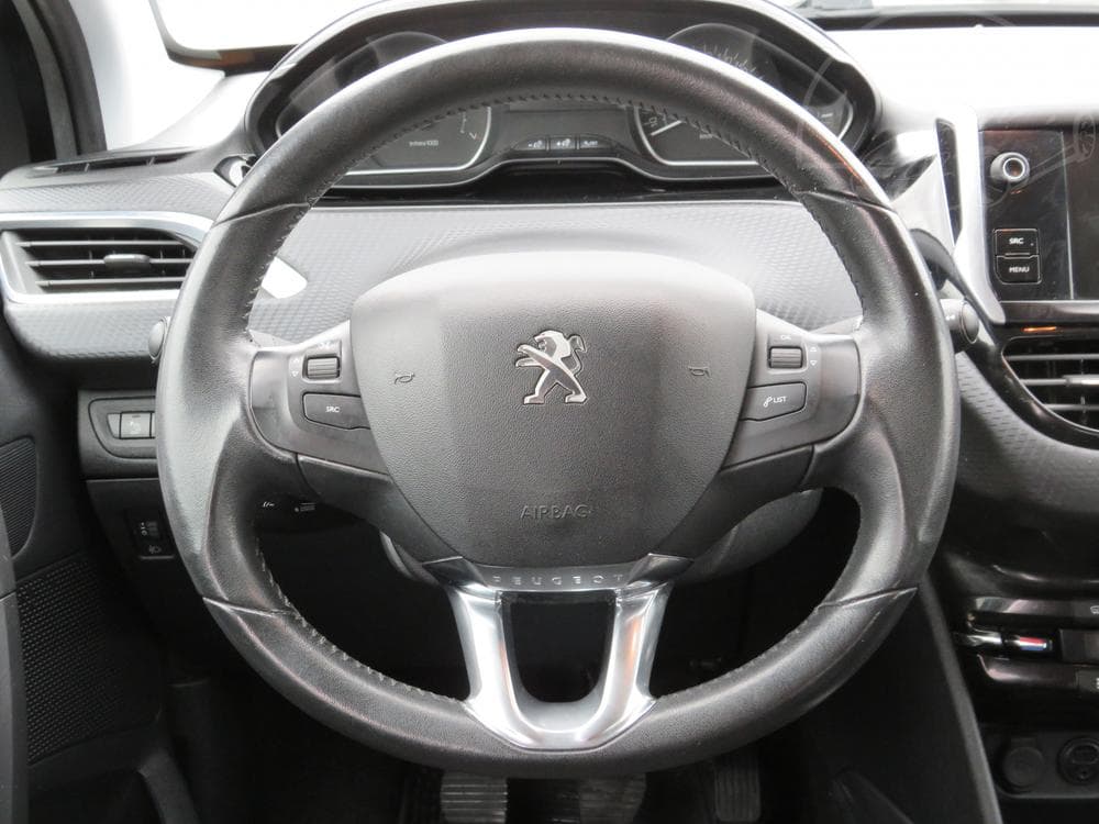 2017 Peugeot 2008 - 14