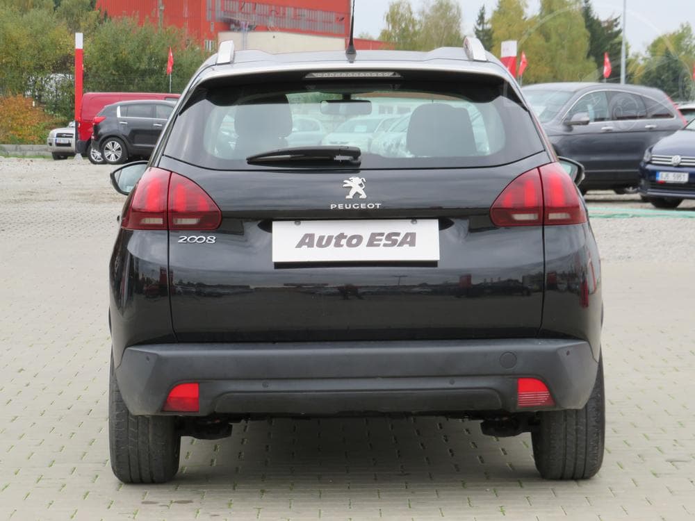 2017 Peugeot 2008 - 5