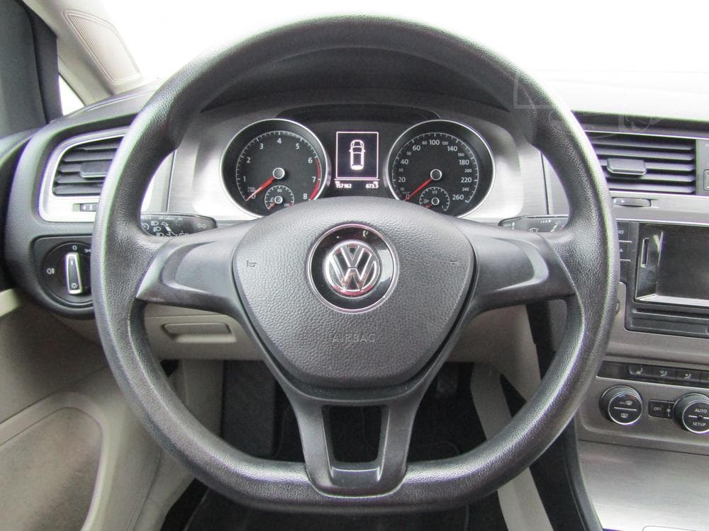 2013 Volkswagen GOLF - 16