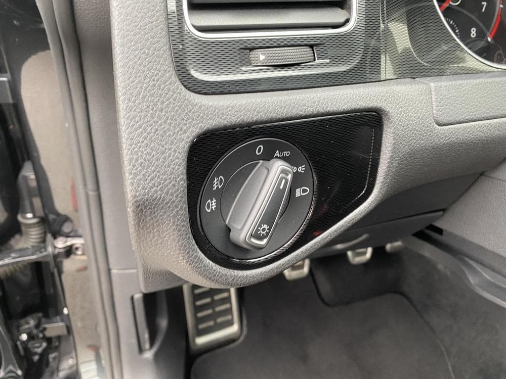 2016 Volkswagen GOLF - 27
