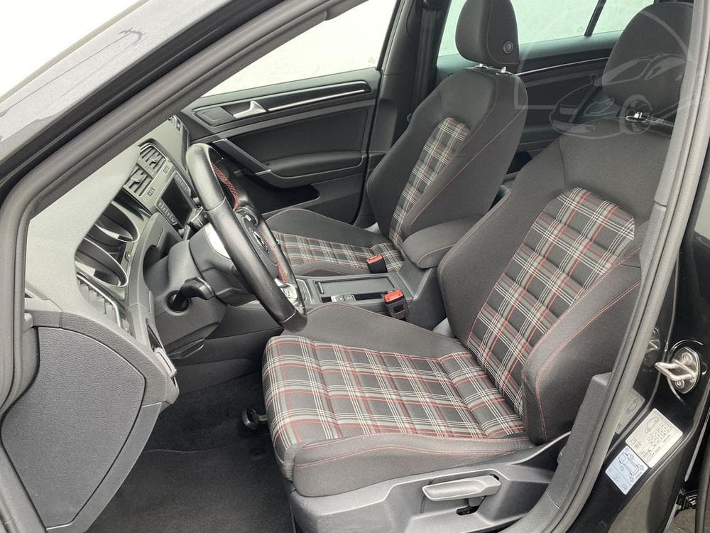 2016 Volkswagen GOLF - 17