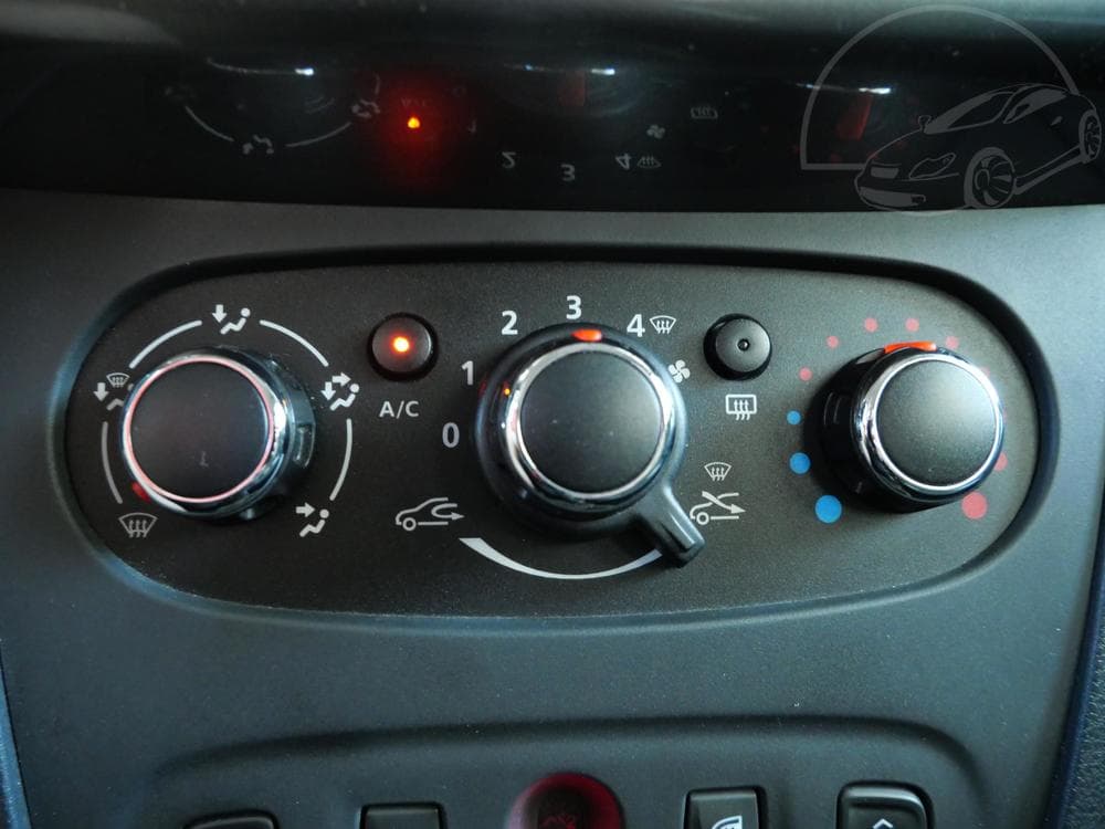 2016 Dacia SANDERO - 15