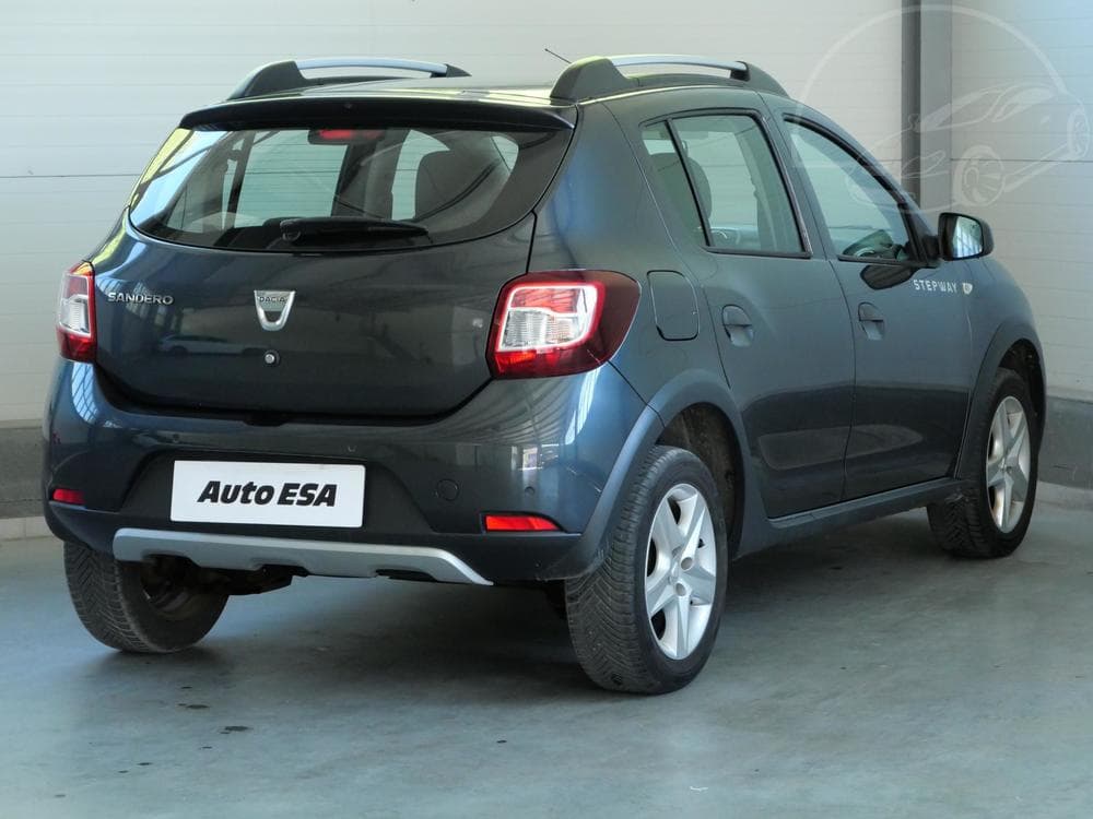 2016 Dacia SANDERO - 4