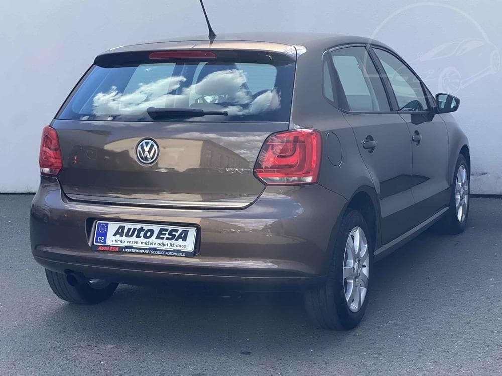 2012 Volkswagen POLO - 4