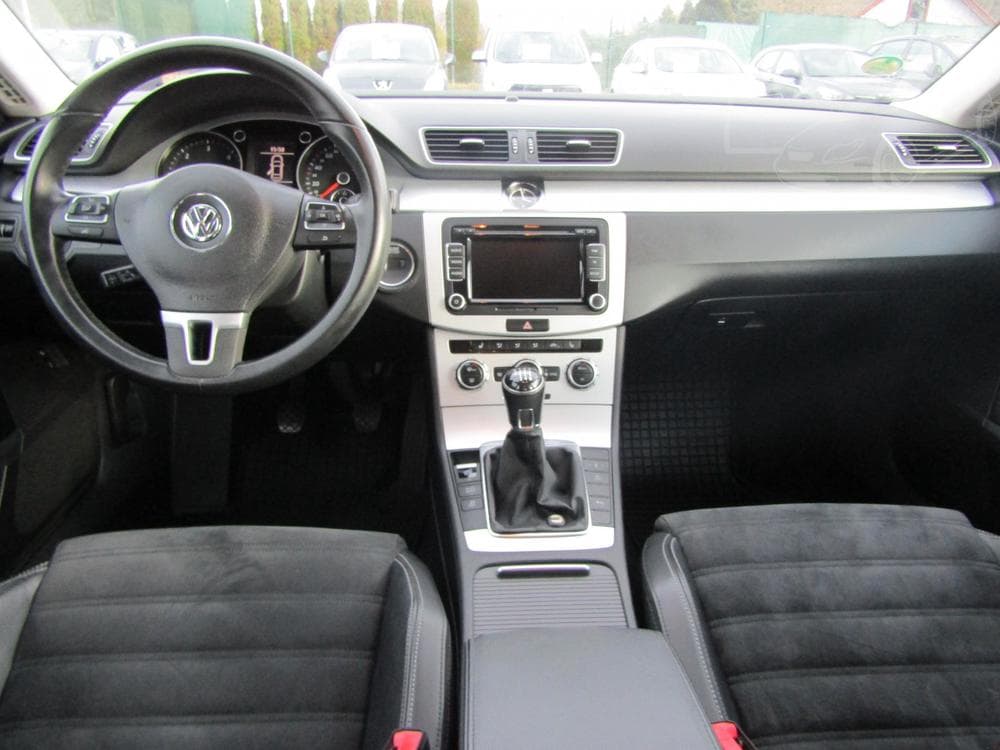 2012 Volkswagen Cc - 8
