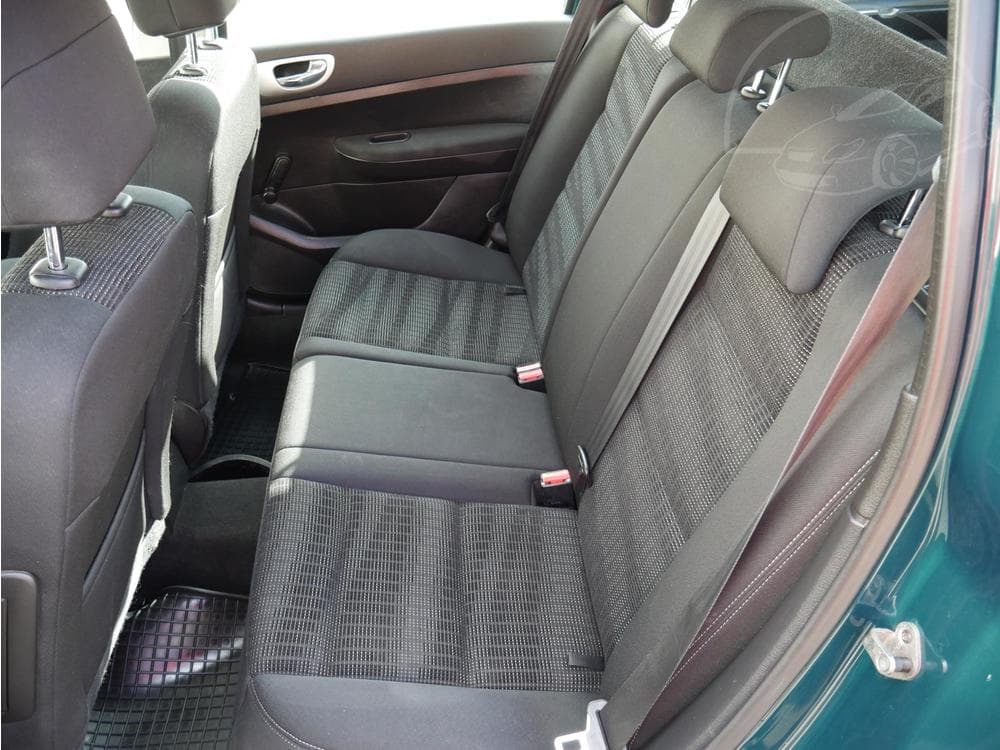 2008 Peugeot 307 - 10