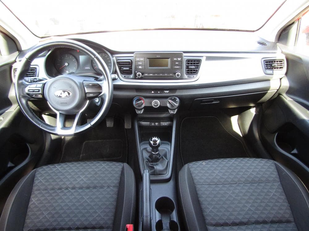 2019 Kia RIO - 8