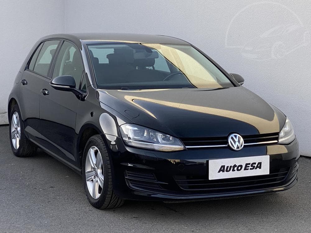 Volkswagen Golf 1.2 TSi Serv.kniha