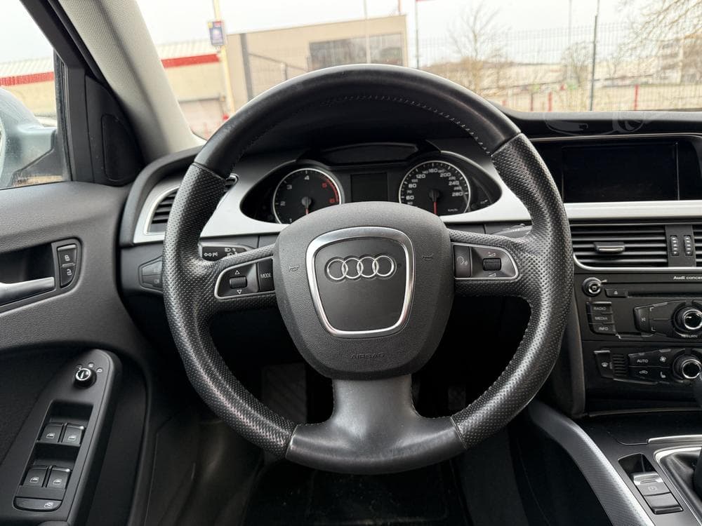 2011 Audi A4 - 12