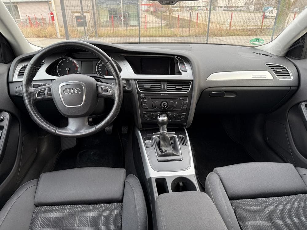 2011 Audi A4 - 8