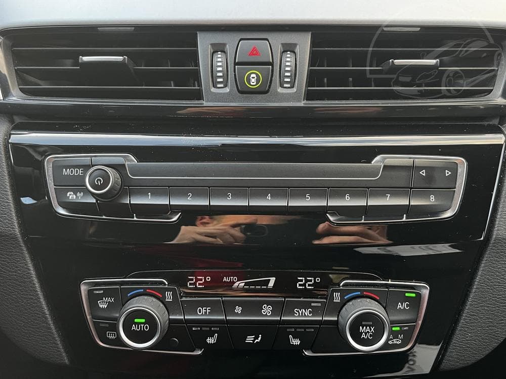 2017 BMW X1 - 27