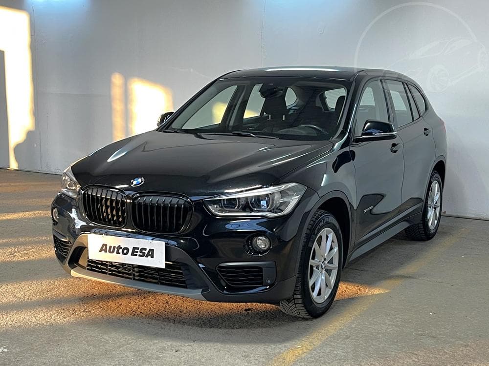 2017 BMW X1 - 5