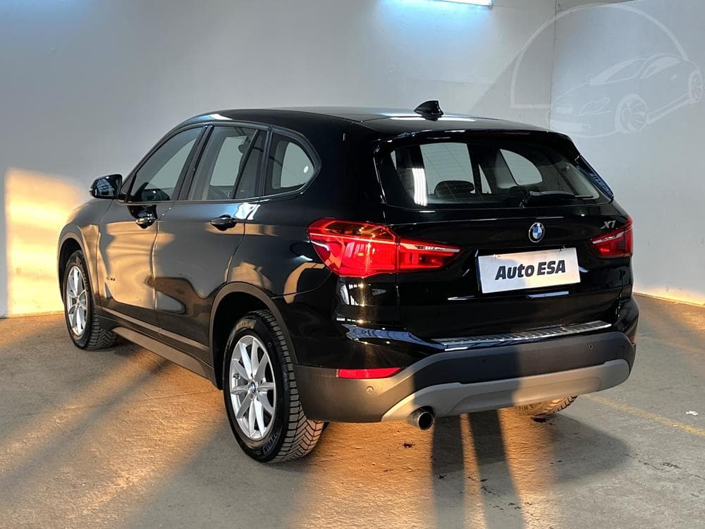 2017 BMW X1 - 11