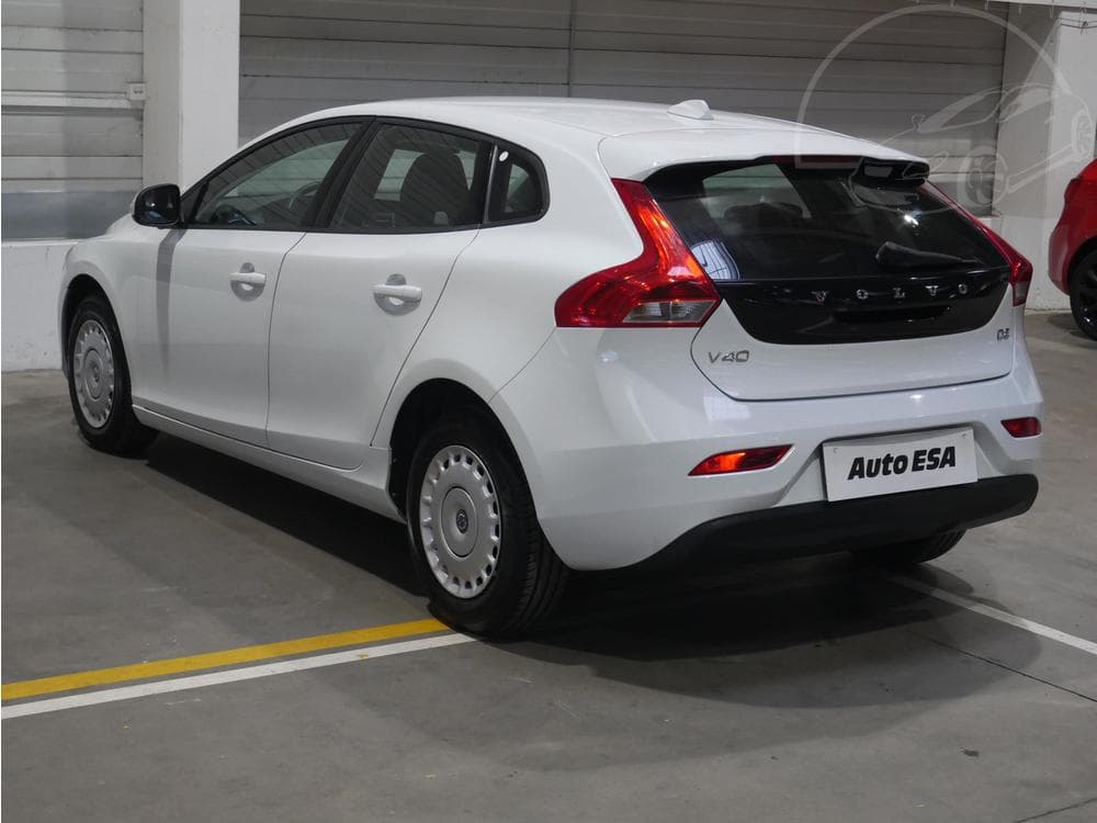 2015 Volvo V40 - 6