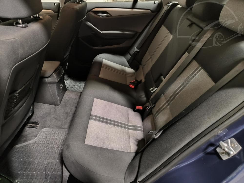 2011 BMW X1 - 10