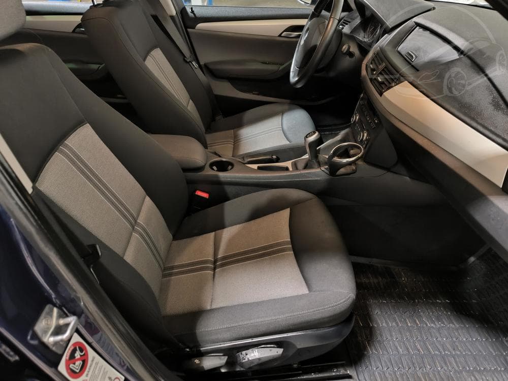 2011 BMW X1 - 12