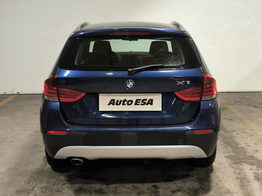 2011 BMW X1 - 5