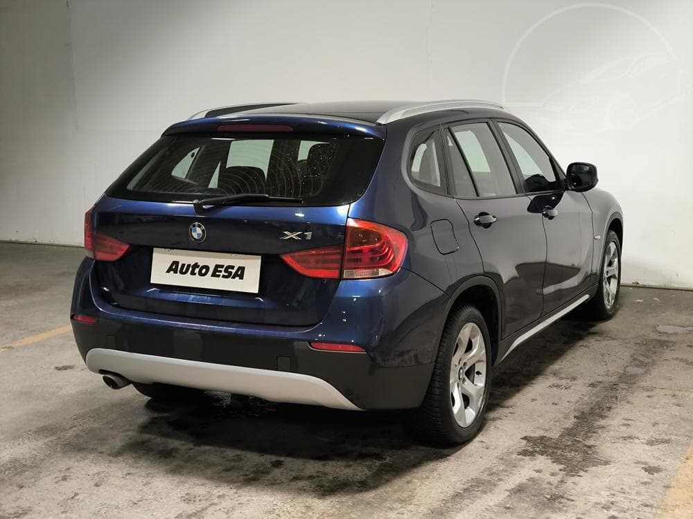 2011 BMW X1 - 6