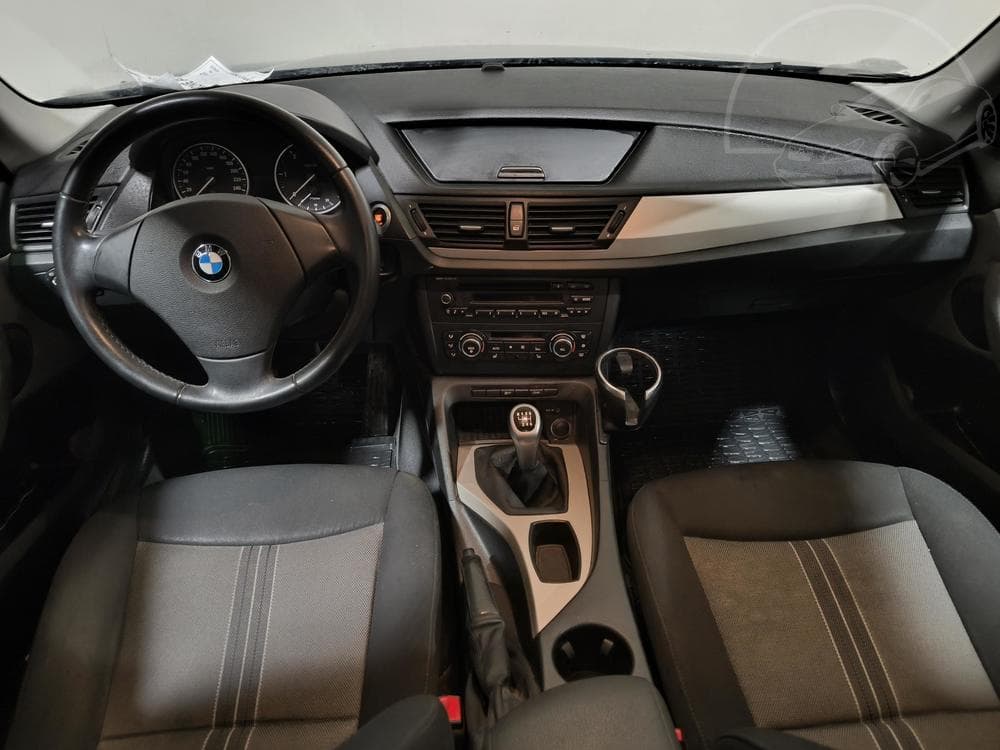 2011 BMW X1 - 8